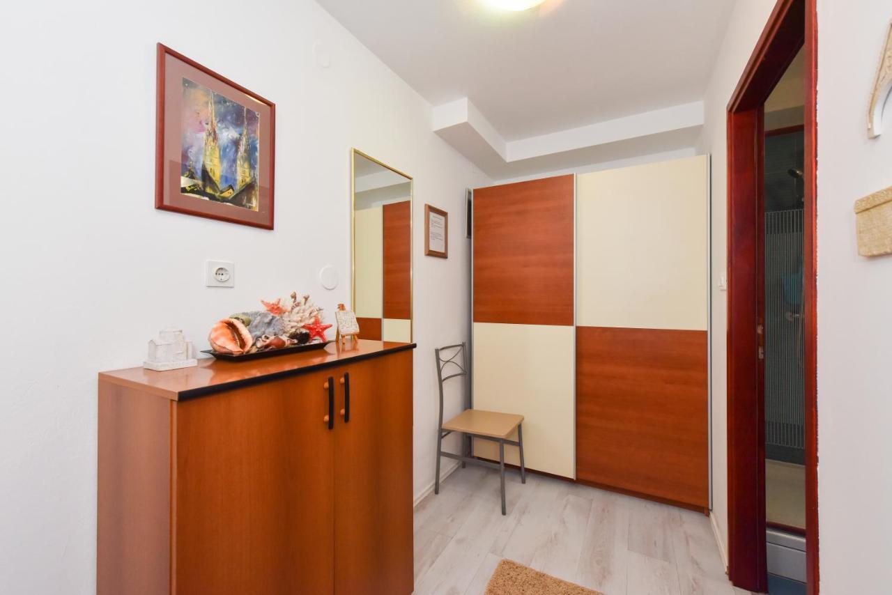 Lovely Apartment In The Groundfloor Zadar Eksteriør bilde