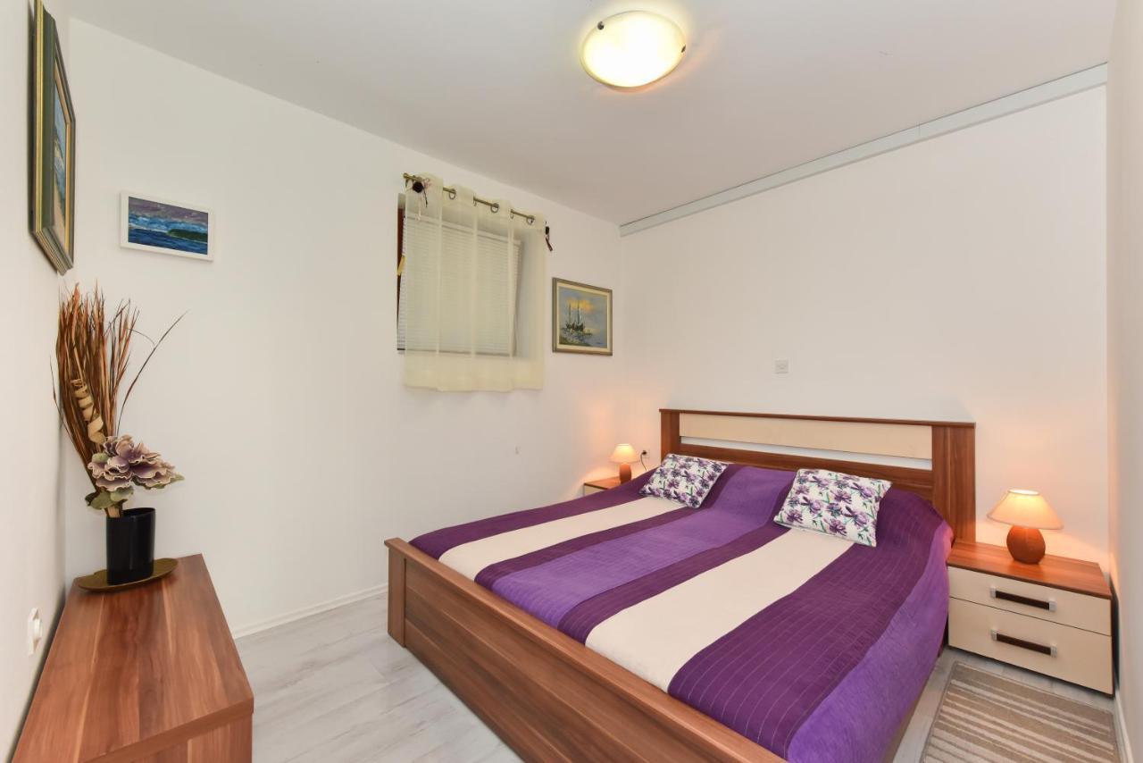 Lovely Apartment In The Groundfloor Zadar Eksteriør bilde