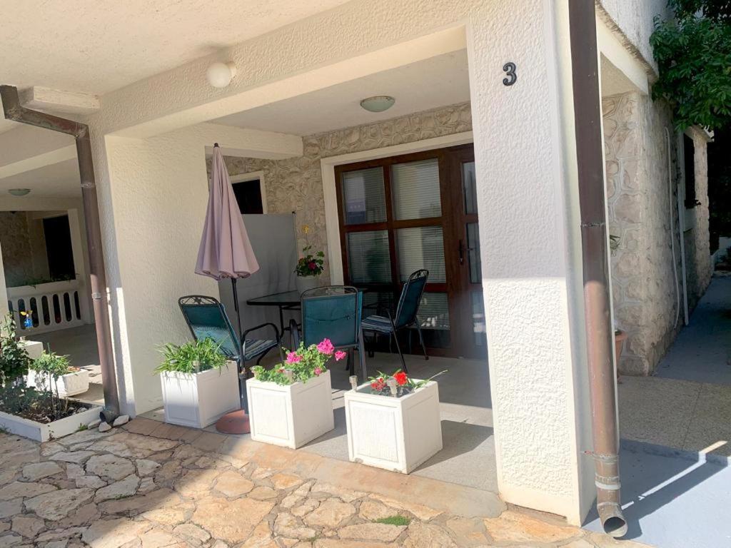 Lovely Apartment In The Groundfloor Zadar Eksteriør bilde